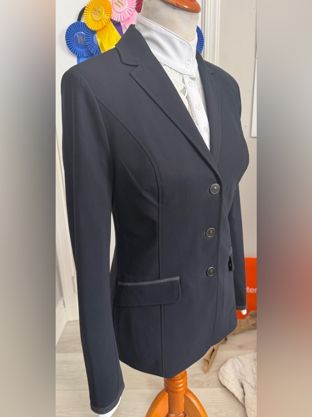 Samshield Premium Line Show Jacket |Luxury Stretch in Navy| FR 40 / US 10 | NWOT